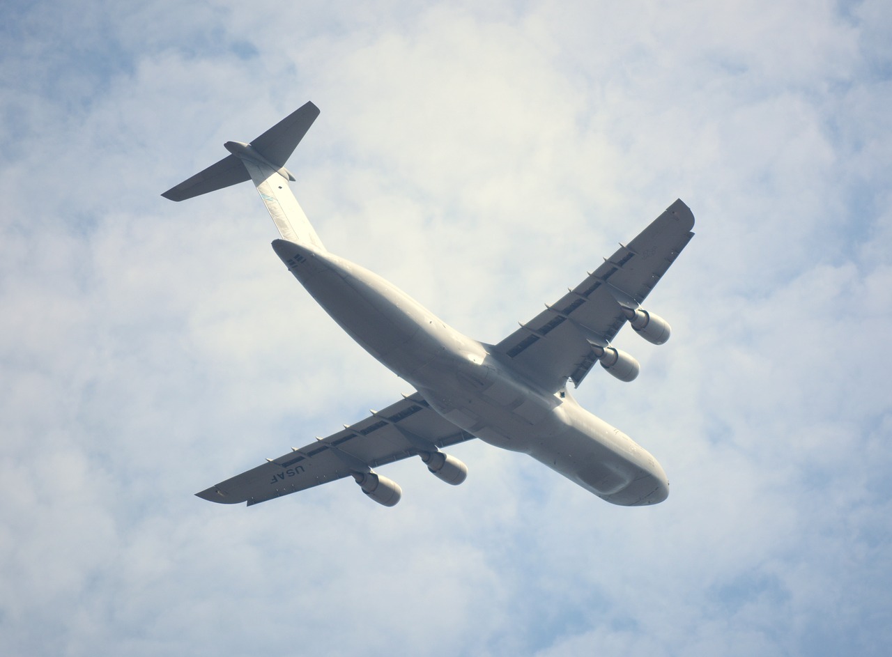 The World’s First Air Couriers
