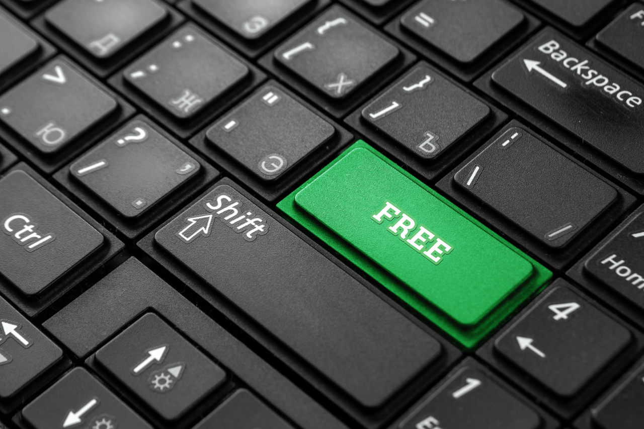 Green button symbolizing free shipping cost promotions